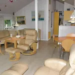 Three-bedroom In Nyaraló *