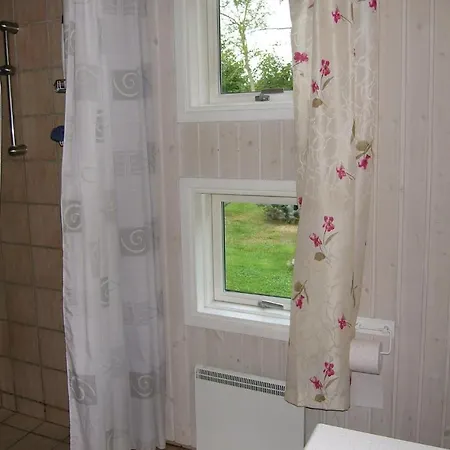 3 Bedroom Cozy Home In Humble *