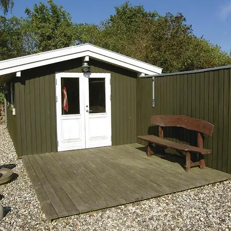 Gemütliches Haus Mit 3 Schlafzimmern In *
